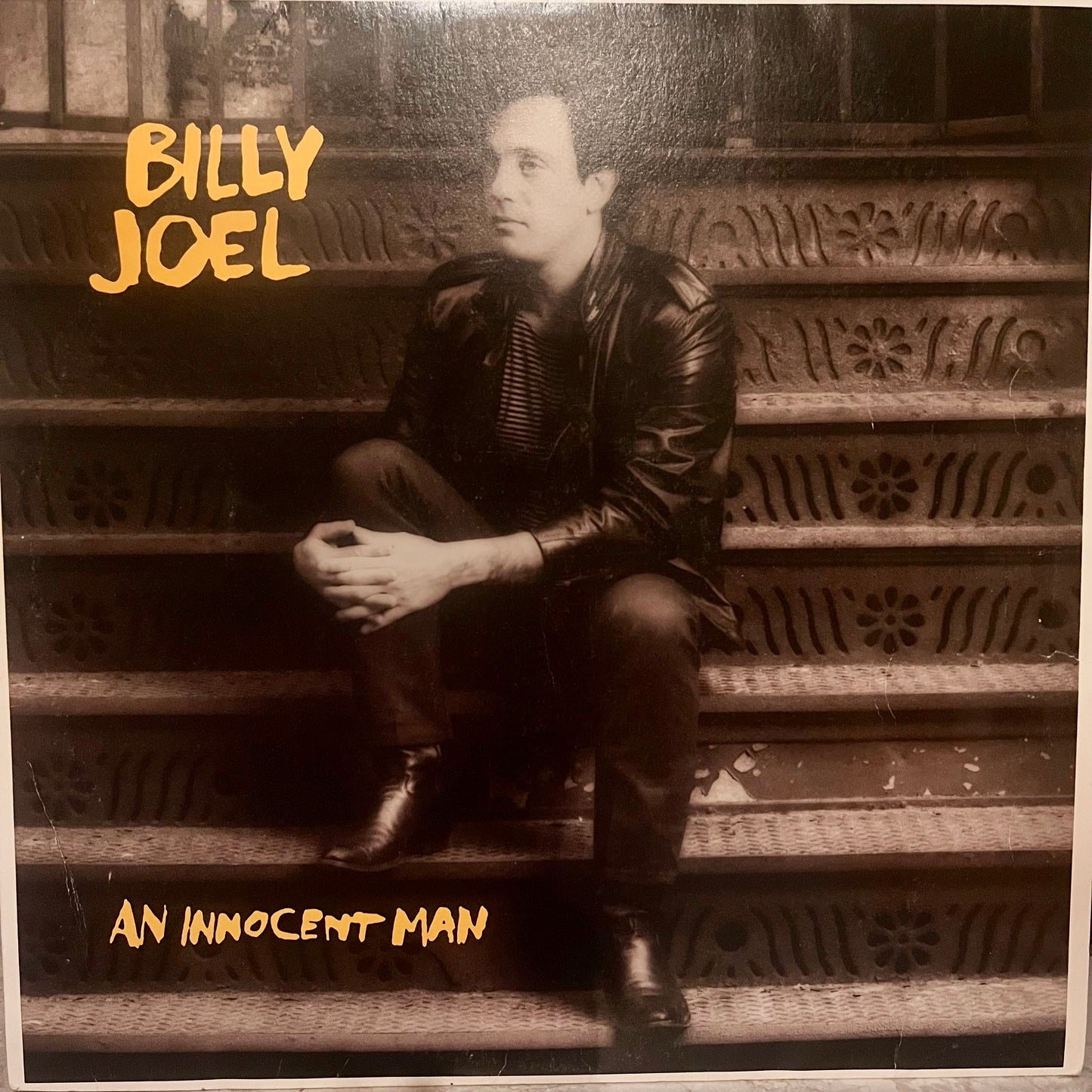 BILLY JOEL - AN INNOCENT MAN LP VG+/VG+