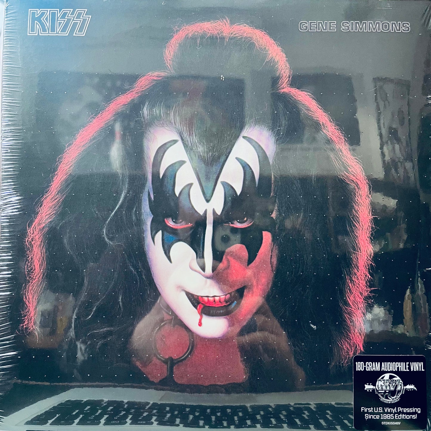 GENE SIMMONS - KISS