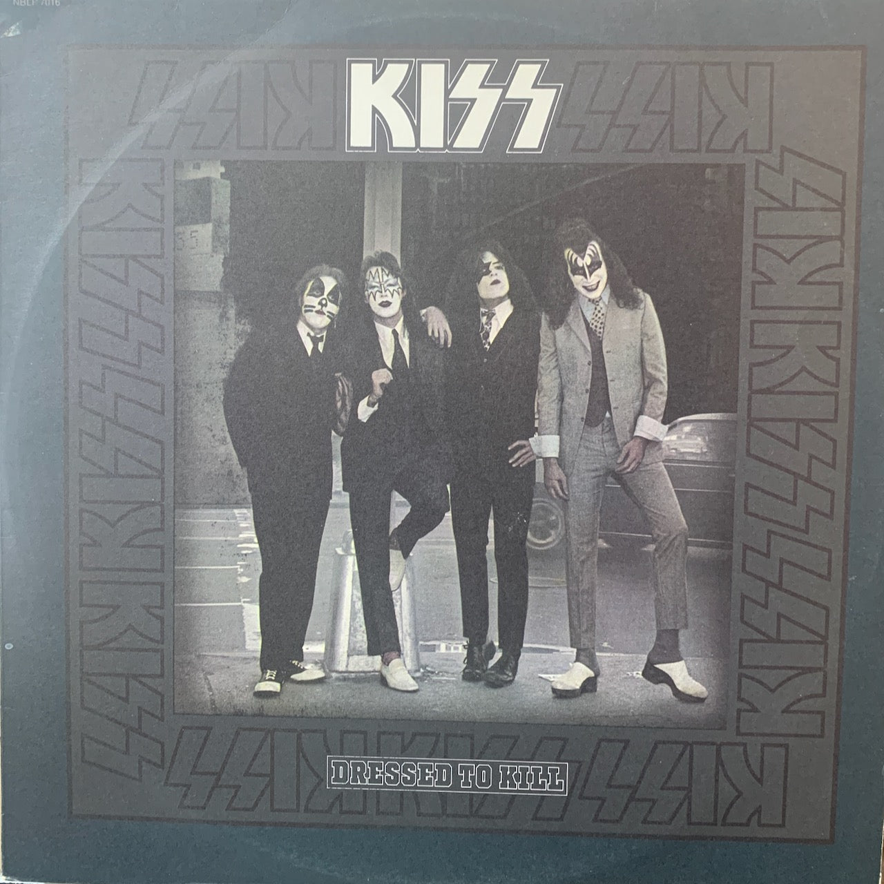 KISS - DRESSED TO KILL NM /NM 1977