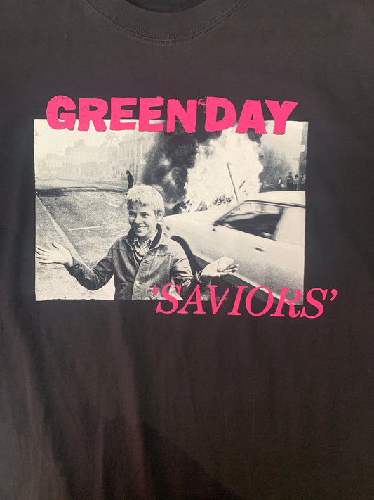 GREEN DAY SAVIOURS BLACK TEE