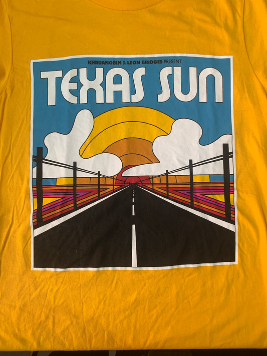 TEXAS SUN YELLOW TEE