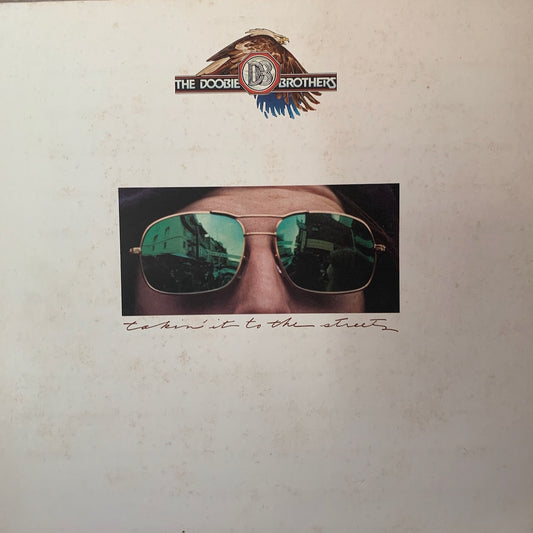 THE DOOBIE BROTHERS - TAKIN' IT TO THE STREETS    NM /NM  1976